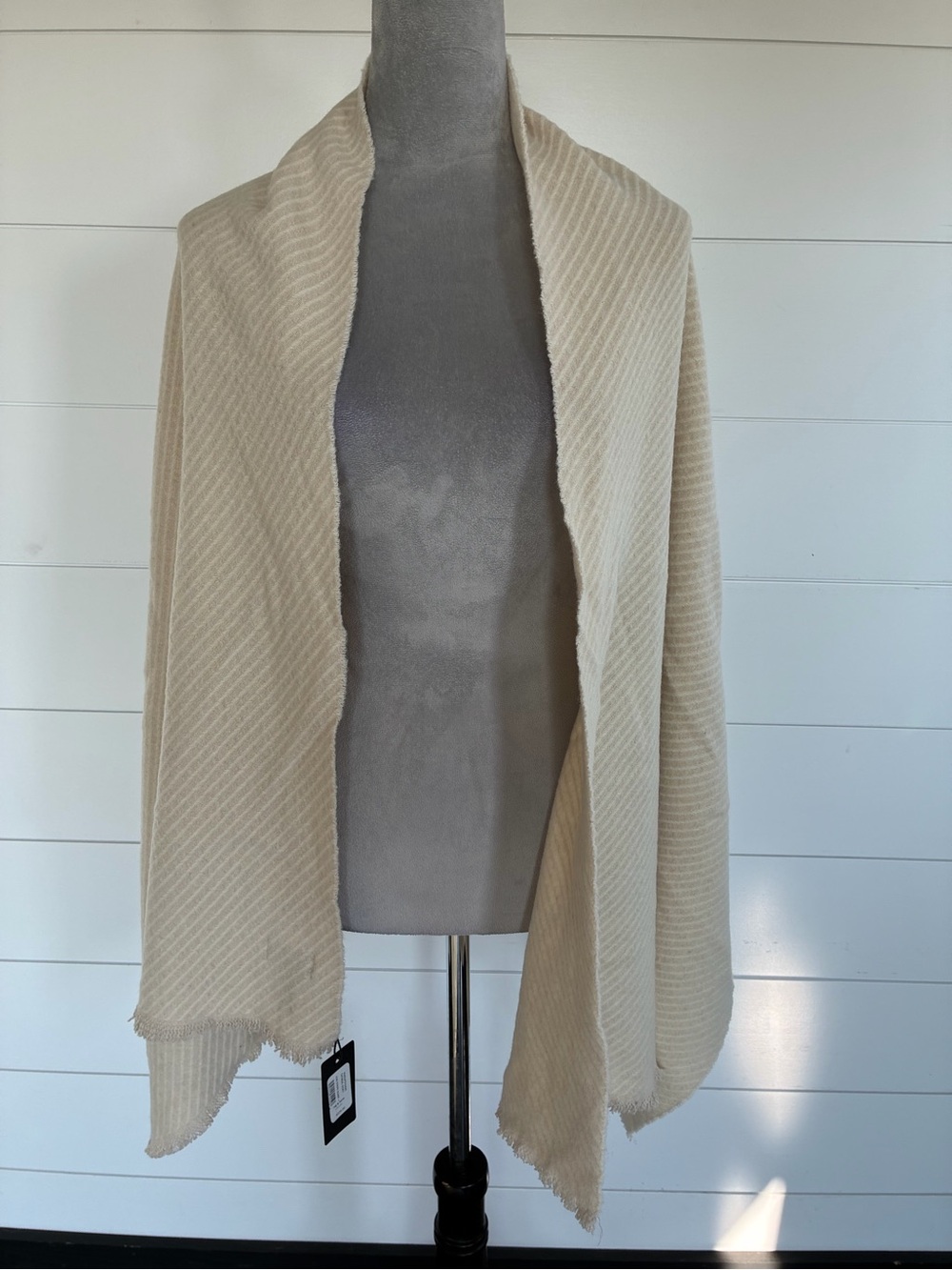 rag & bone Joni Stipe Scarf Oatmeal Ivory NWT/0416
72”Lx27”W